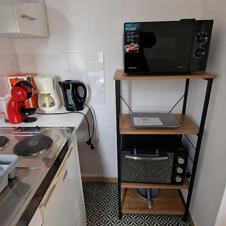 Διαμέρισμα Studio Avec Balcon Et Parking