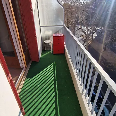 Studio Avec Balcon Et Parking *