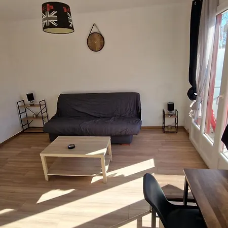 Studio Avec Balcon Et Parking Ναρμπόν